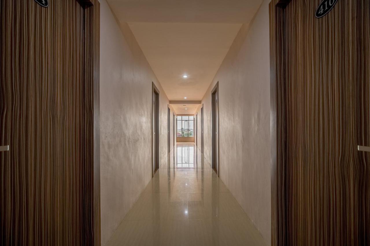 โอโย 291 เมดานซิตี้ ชาเรียะฮ์ Hotel ภายนอก รูปภาพ